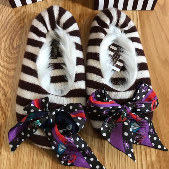 Henri Bendel Cashmere x Faux Fur Slippers - Picture 2 of 8